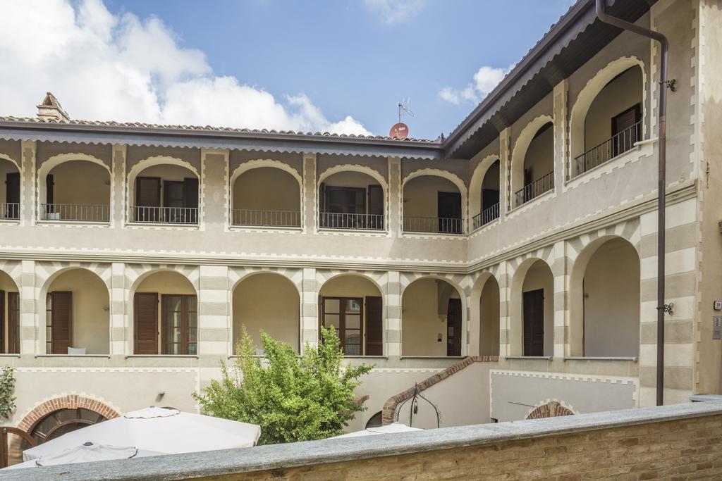 Le Torri - Castiglione Falletto Extérieur photo